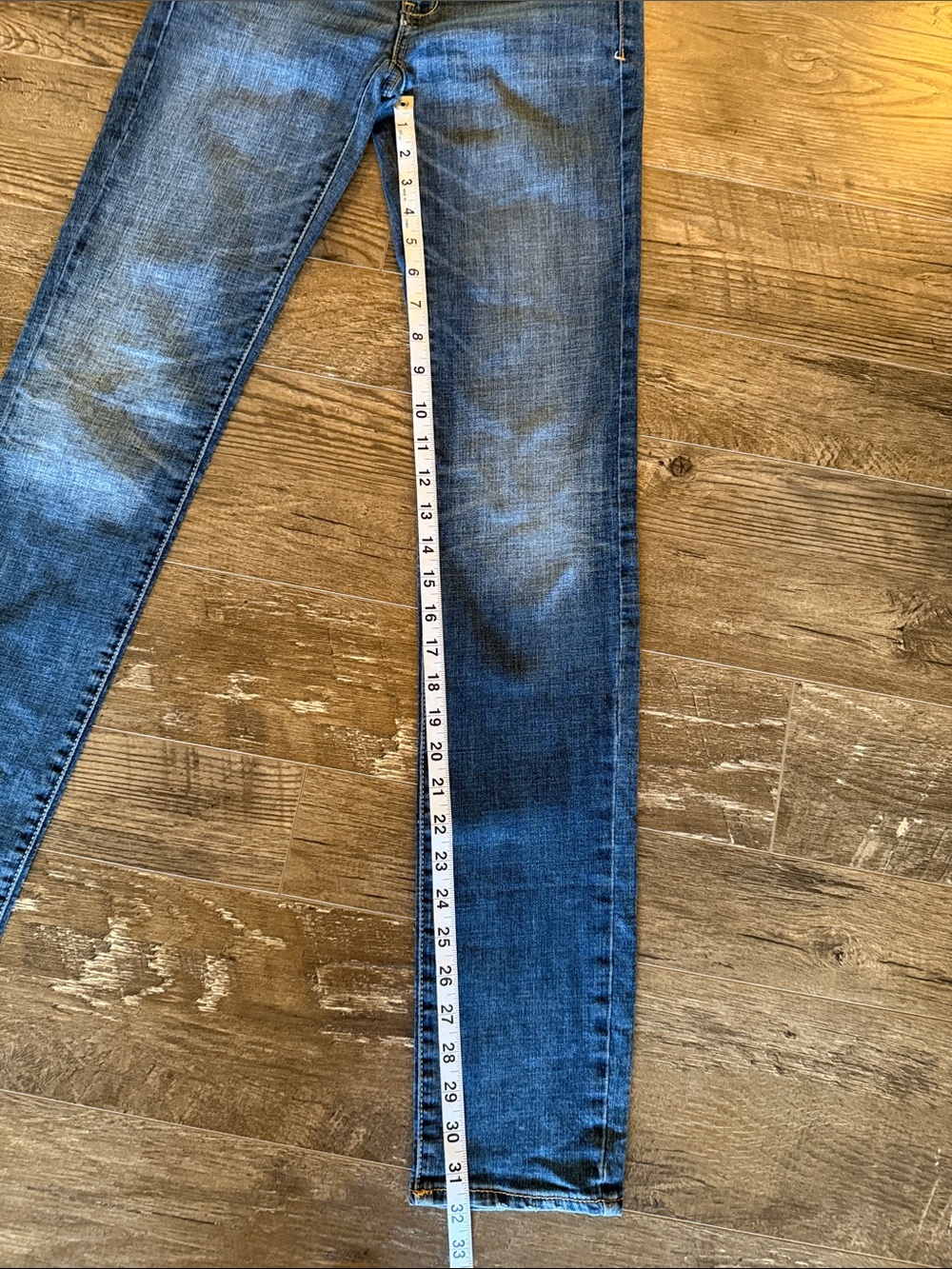 American Eagle Outfitters Women's Skinny Jeans in Blue Wash Size 4 Long - Picture 8 of 9